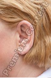 Ear Woman White Casual Average